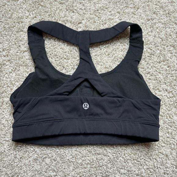 Lululemon Fast Lane Bra - Picture 2 of 4